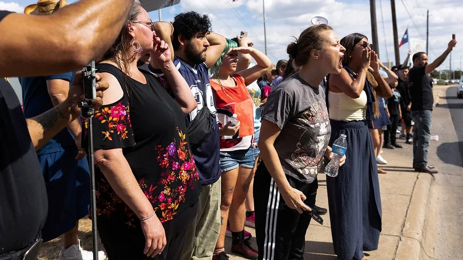 Austin Anti-ICE Protests: Coordination by Socialist and Communist Groups Unveiled After Shooting Incident