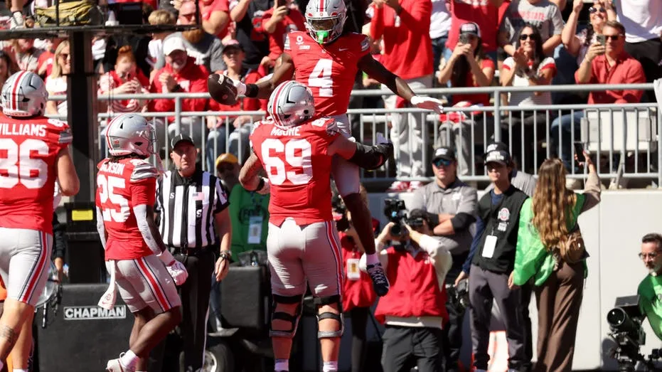 Jeremiah Smith Emerges as Heisman Frontrunner Following Record-Setting Performance for Ohio State