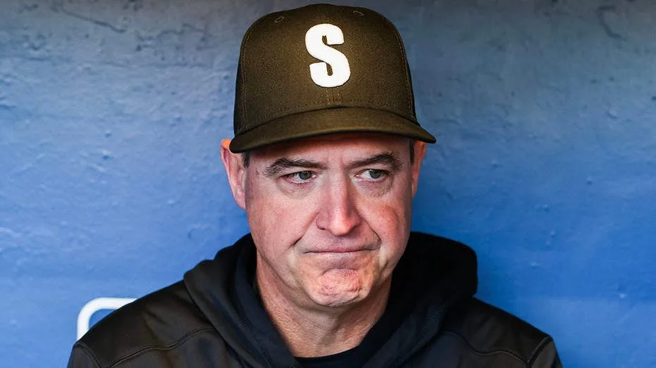 Dan Wilson Announces His Own Departure as Seattle Mariners Manager in Rare Postgame Briefing